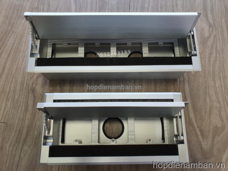 Hộp điện âm bàn lật hai hướng