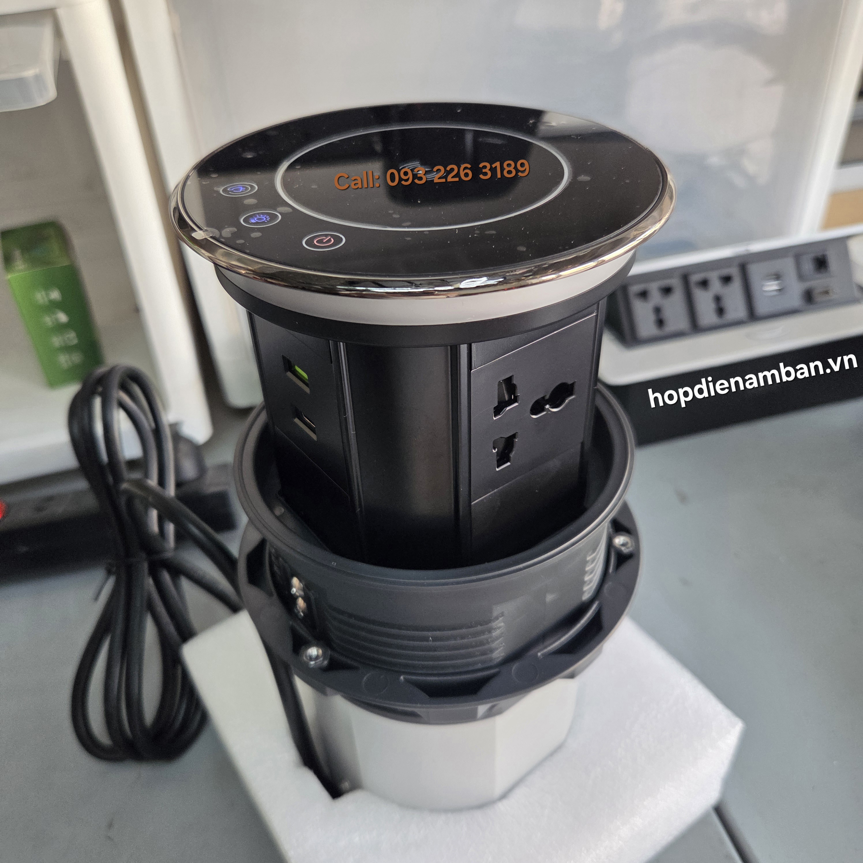 Ổ cắm nâng hạ tự động kết hợp sạc không dây: ABT6PL